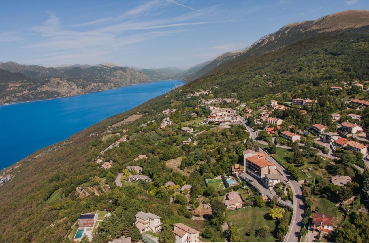 Hotel San Zeno Сан-Дзено-ди-Монтанья Экстерьер фото